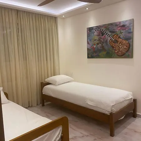 Efrosinis Paradise Apartman